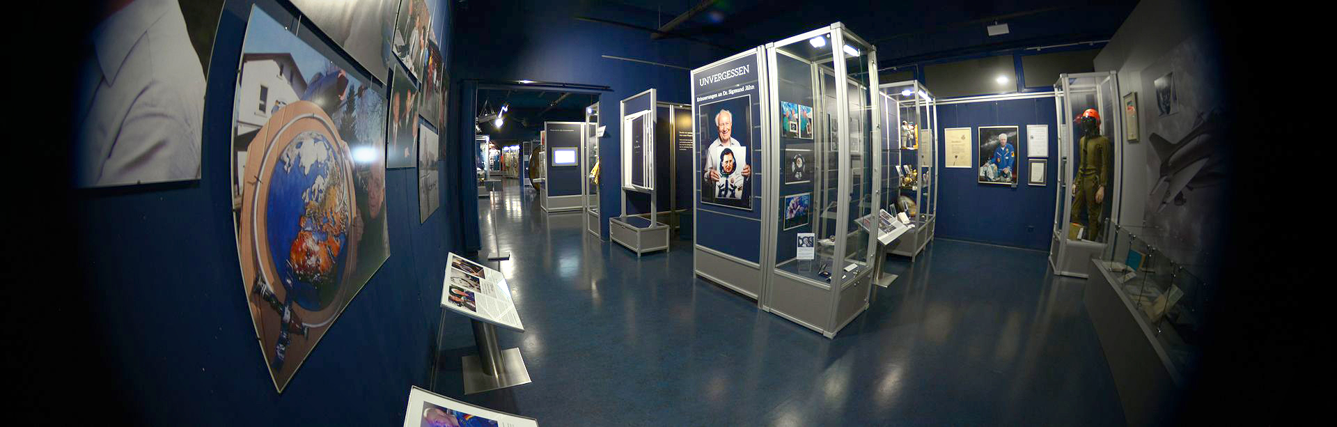 Foto: Ausstellung 'Das Unvergessene'